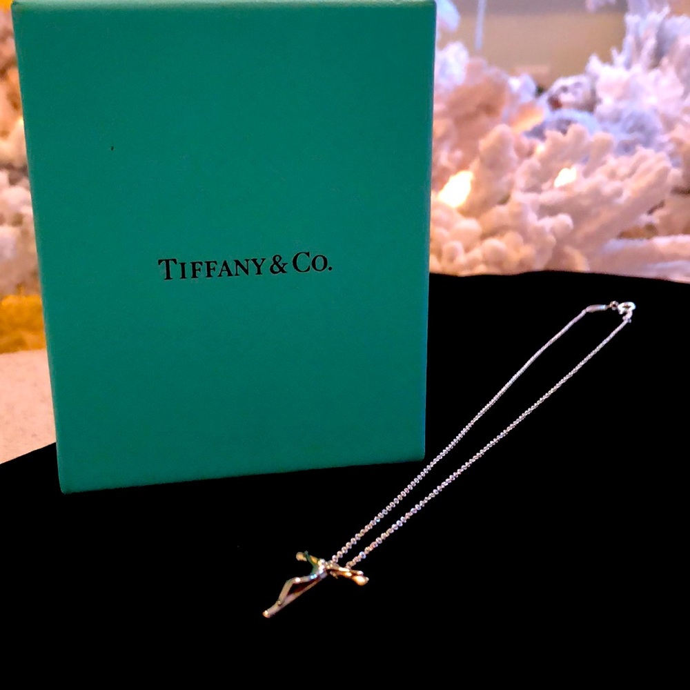 TIFFANY & Co. sterling Silver 16” Crucifix